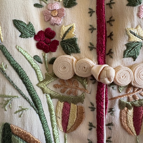 Vintage Silk Embroidered Dress - Picture 3 of 8